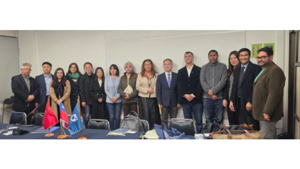 UTEM analiza desafíos de la IA